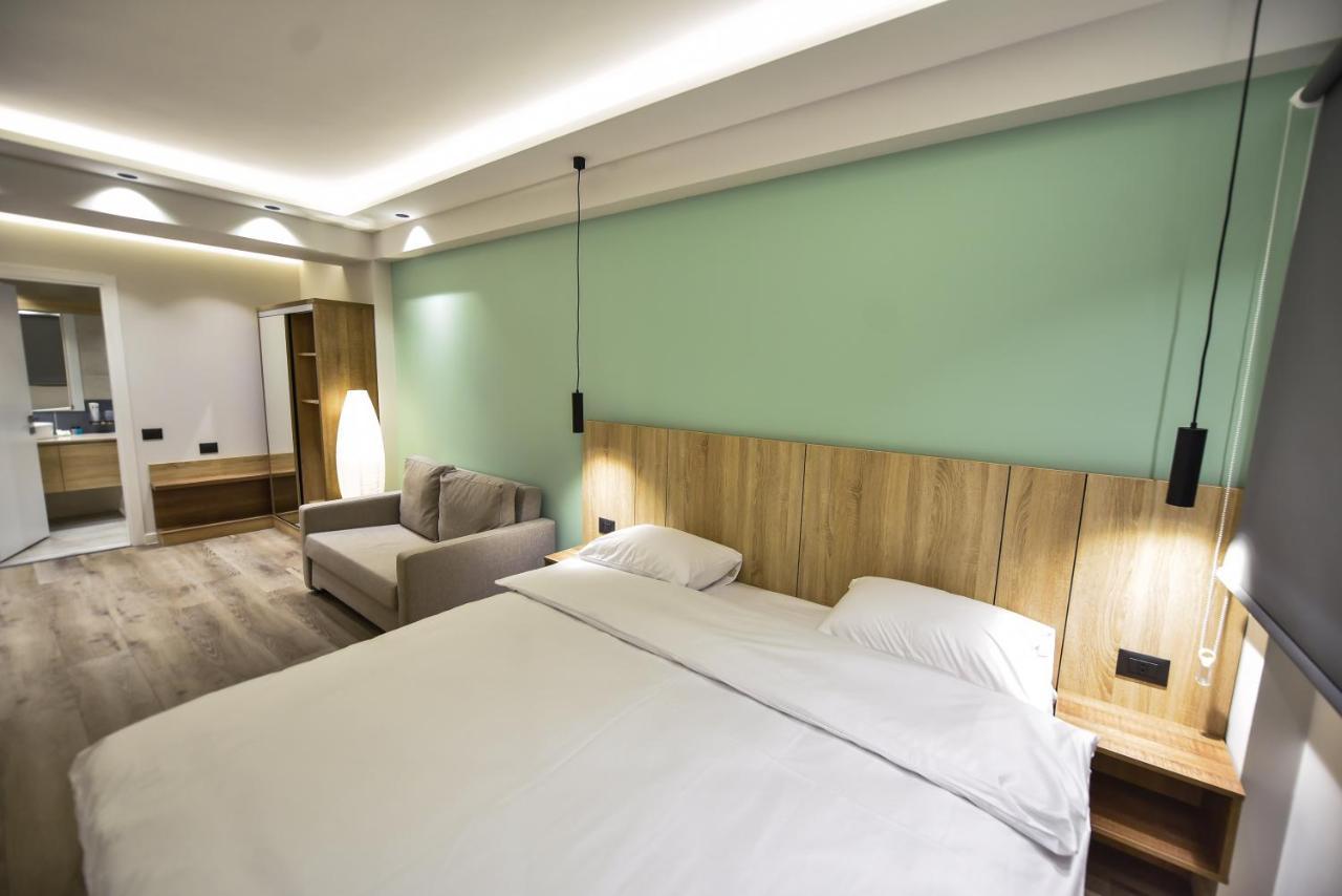 Baron Boutique Hotel Jerevan Exteriör bild