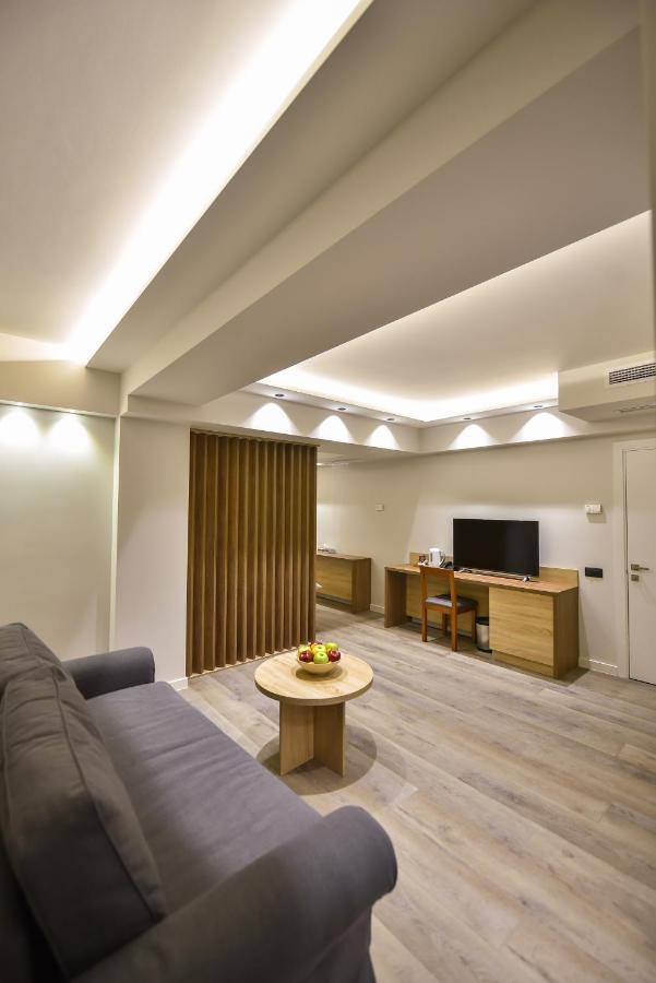 Baron Boutique Hotel Jerevan Exteriör bild